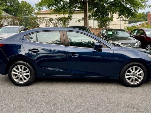 Used 2016 MAZDA MAZDA3 i Grand Touring FWD image 8