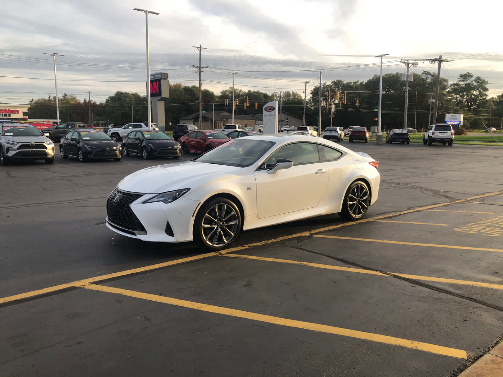 Used 2020 Lexus RC 300 F Sport w/ Accessory Package AWD/4WD image 4
