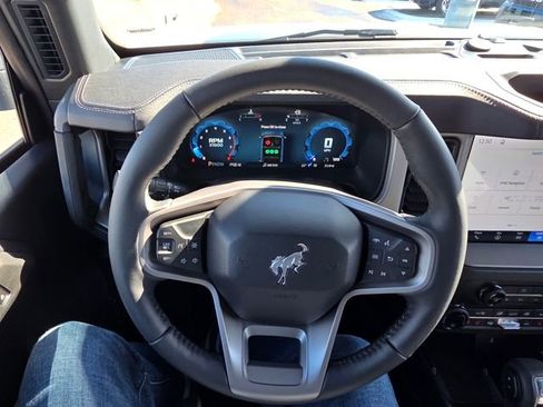 New 2026 Ford Bronco Outer Banks w/ Sasquatch Package image 22