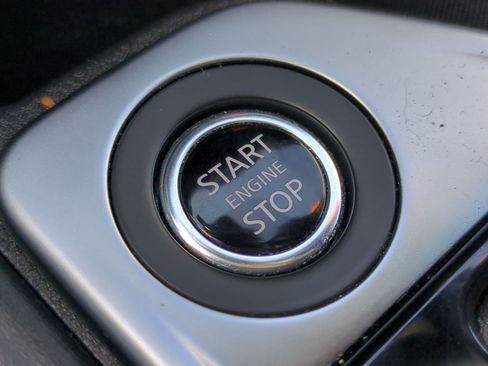Used 2022 Nissan Sentra SR w/ Electronics Package image 22