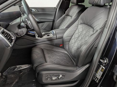 Used 2024 BMW X6 M60i w/ Dynamic Handling Package image 18