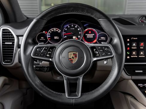 Certified 2023 Porsche Cayenne Platinum Edition AWD/4WD image 27