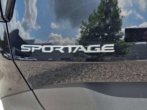 Certified 2025 Kia Sportage EX w/ Premium Package FWD image 10