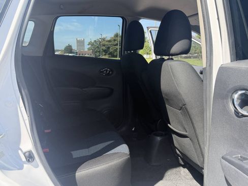 Used 2017 Nissan Versa Note SV FWD image 21
