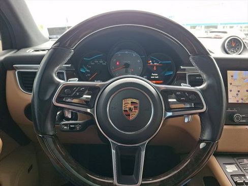 Used 2018 Porsche Macan S AWD/4WD image 23