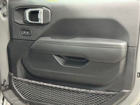 Certified 2023 Jeep Wrangler Unlimited Sahara image 53