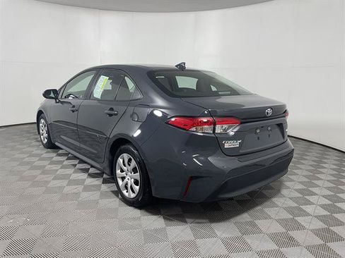 Certified 2025 Toyota Corolla LE FWD image 5