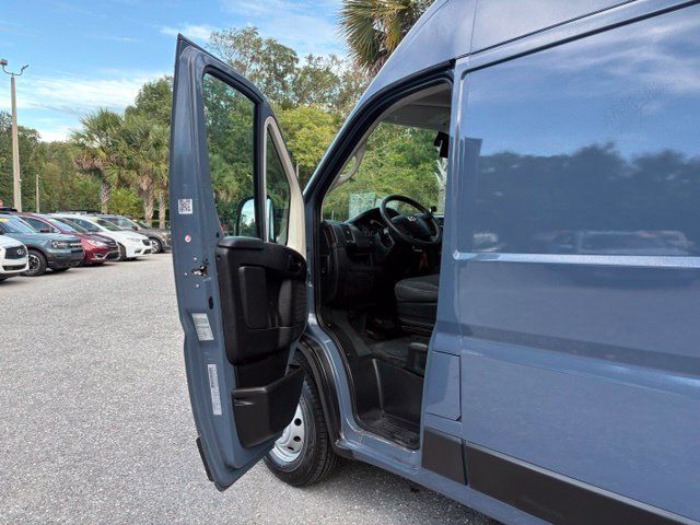 Used 2020 RAM ProMaster 3500 FWD image 9