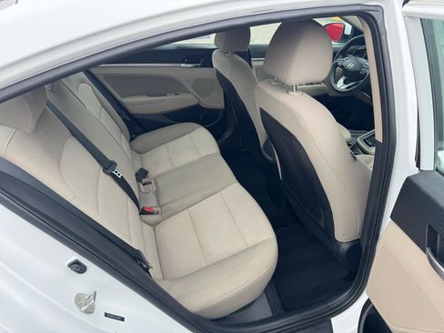 Used 2020 Hyundai Elantra SEL w/ Cargo Package (C1) FWD image 12