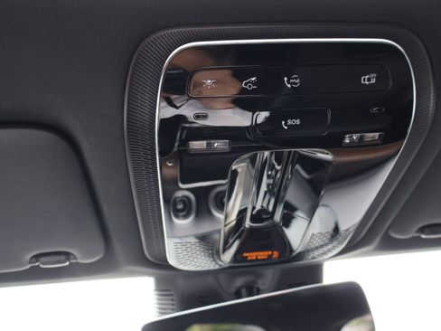 Certified 2025 Mercedes-Benz GLC 300 image 41