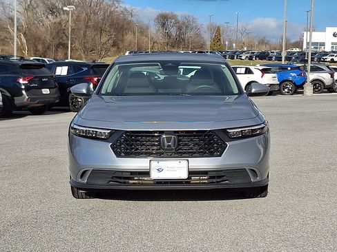 Used 2023 Honda Accord EX image 2