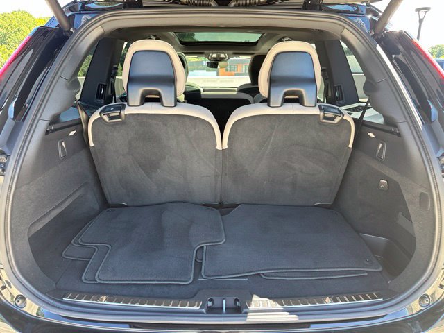 Certified 2025 Volvo XC90 B5 Core AWD/4WD image 36