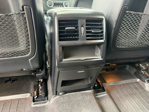 Used 2013 Mercedes-Benz GL 450 4MATIC image 40
