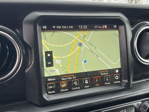 Certified 2021 Jeep Wrangler Unlimited Sahara image 20