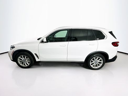 Used 2023 BMW X5 xDrive40i w/ Climate Comfort Package image 4