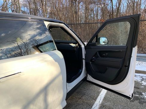 New 2026 Land Rover Range Rover Sport Dynamic SE image 14