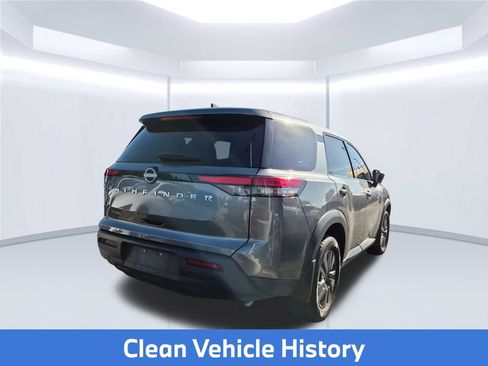 Used 2024 Nissan Pathfinder S FWD image 4