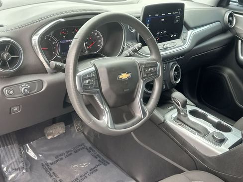 Used 2024 Chevrolet Blazer LT w/ Convenience Package AWD/4WD image 13