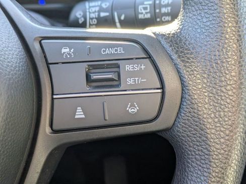 Used 2023 Honda CR-V EX image 27