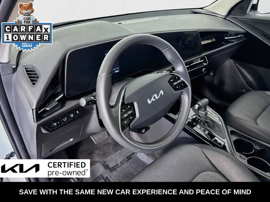 Used 2025 Kia Niro FWD image 10