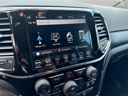 Used 2022 Jeep Grand Cherokee Laredo X image 32