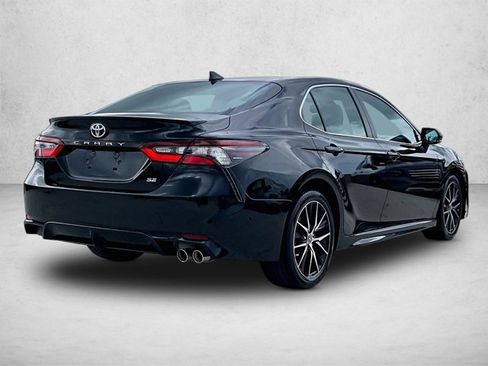 Used 2024 Toyota Camry SE w/ Convenience Package FWD image 2