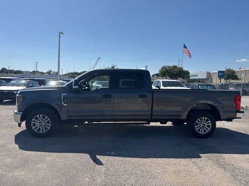 Used 2018 Ford F250 XLT RWD image 5