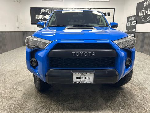 Used 2019 Toyota 4Runner TRD Pro AWD/4WD image 2