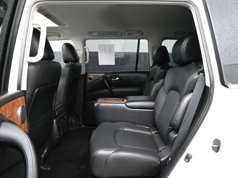 Used 2023 Nissan Armada SL w/ Captain's Chairs Package RWD image 19
