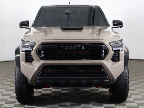 Used 2025 Toyota Tacoma TRD Pro image 12