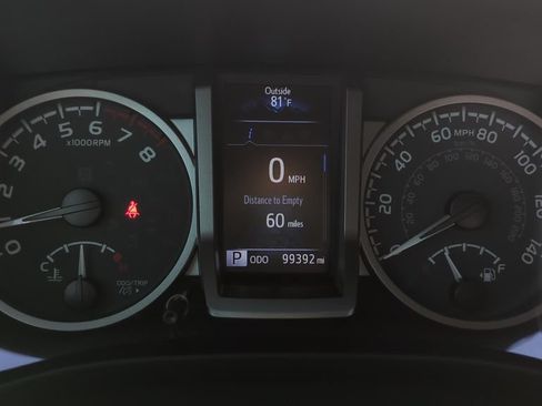 Used 2023 Toyota Tacoma SR5 AWD/4WD image 21