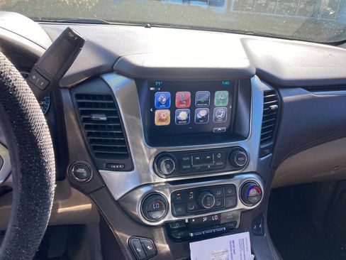 Used 2017 Chevrolet Tahoe LT w/ Luxury Package image 10