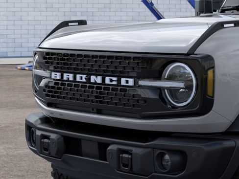 New 2026 Ford Bronco Badlands AWD/4WD image 19