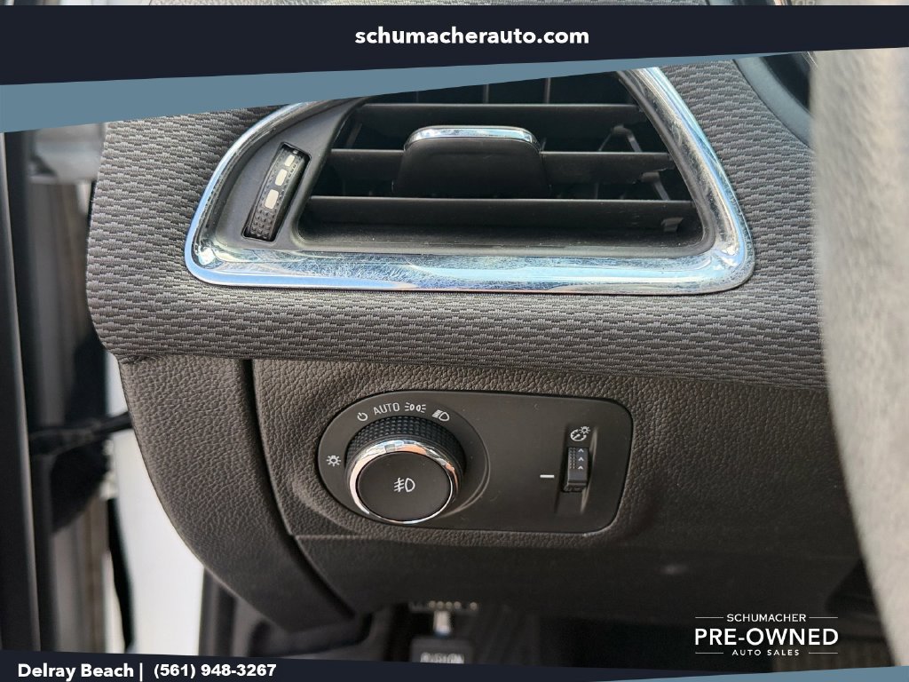 Used 2019 Chevrolet Cruze LT w/ RS Package FWD image 27
