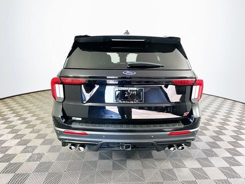 Certified 2025 Ford Explorer ST AWD/4WD image 10