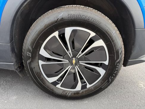 Used 2024 Chevrolet Blazer EV LT image 36