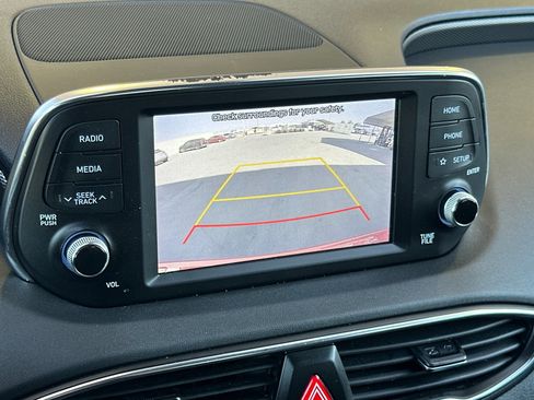 Used 2020 Hyundai Santa Fe SEL image 19