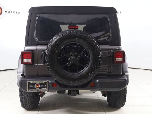 Used 2024 Jeep Wrangler Unlimited Sport AWD/4WD image 44