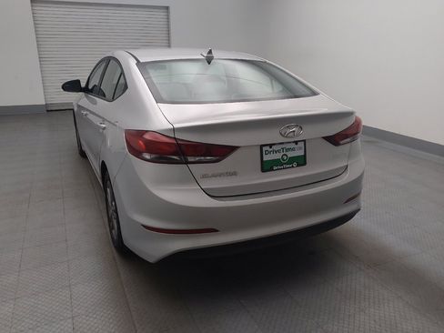 Used 2017 Hyundai Elantra SE w/ SE A/T Tech Package 03 FWD image 6