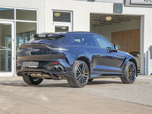 Used 2024 Aston Martin DBX 707 image 10