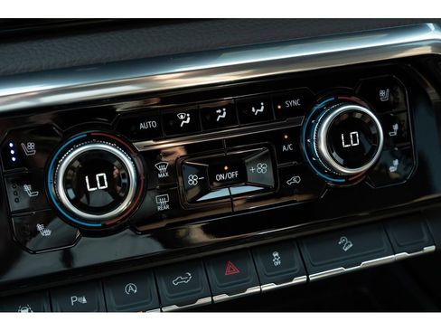 New 2026 GMC Sierra 1500 Denali w/ Denali Reserve Package image 30