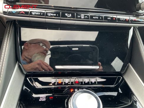 New 2025 Jeep Wagoneer Series II w/ Premium Group I image 11