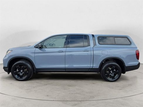 Used 2024 Honda Ridgeline Black Edition image 2
