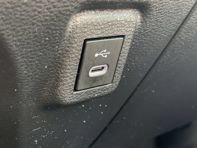 Used 2025 Toyota Corolla LE FWD image 11