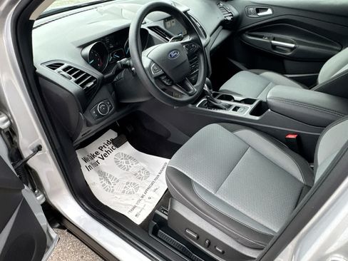 Used 2018 Ford Escape SE w/ SE Sync 3 Package FWD image 10