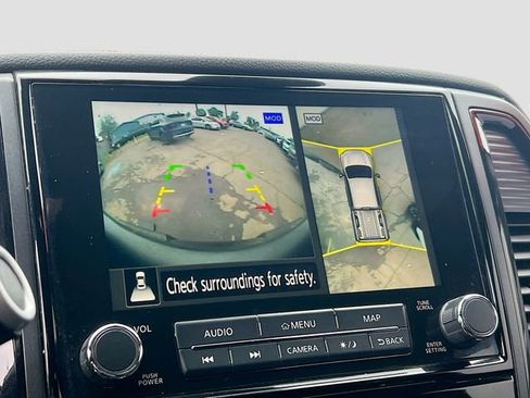 Used 2020 Nissan Titan PRO-4X w/ Pro-4x Convenience Package image 14