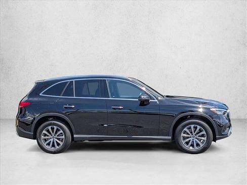 Used 2026 Mercedes-Benz GLC 300 4MATIC image 4