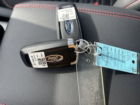 New 2026 Ford Explorer ST-Line w/ ST-Line Street Pack image 32