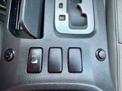 Used 2006 Toyota 4Runner SR5 image 34