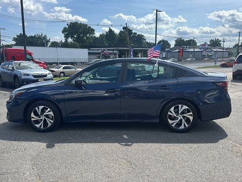 Used 2025 Subaru Legacy Premium AWD/4WD image 8